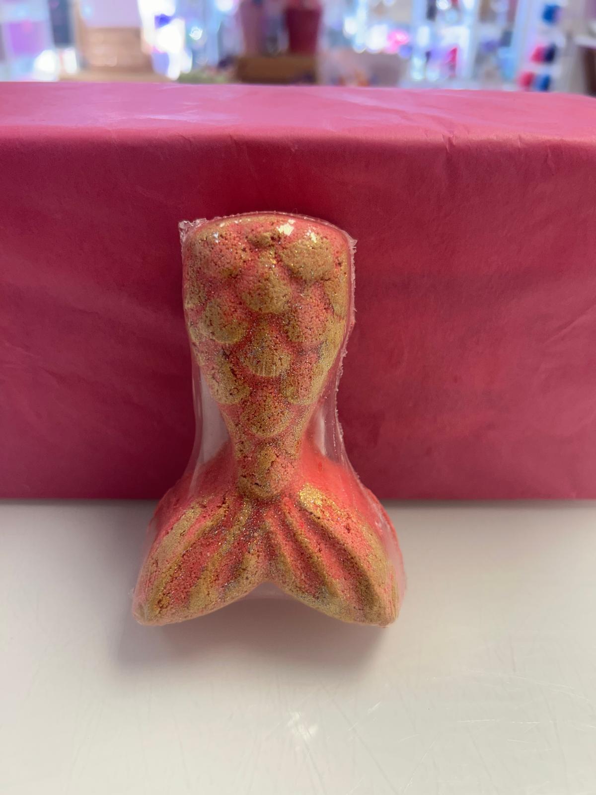Mermaid tail bath bomb