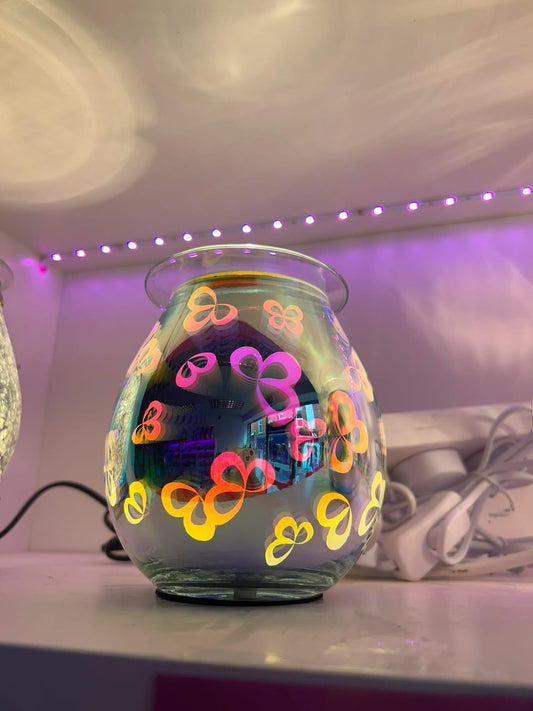 Flower switch burner with two free wax tubs