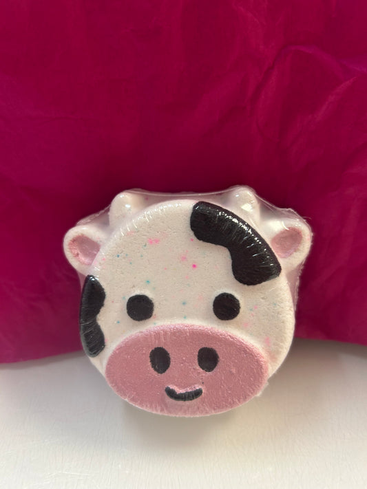 Cow bath bomb