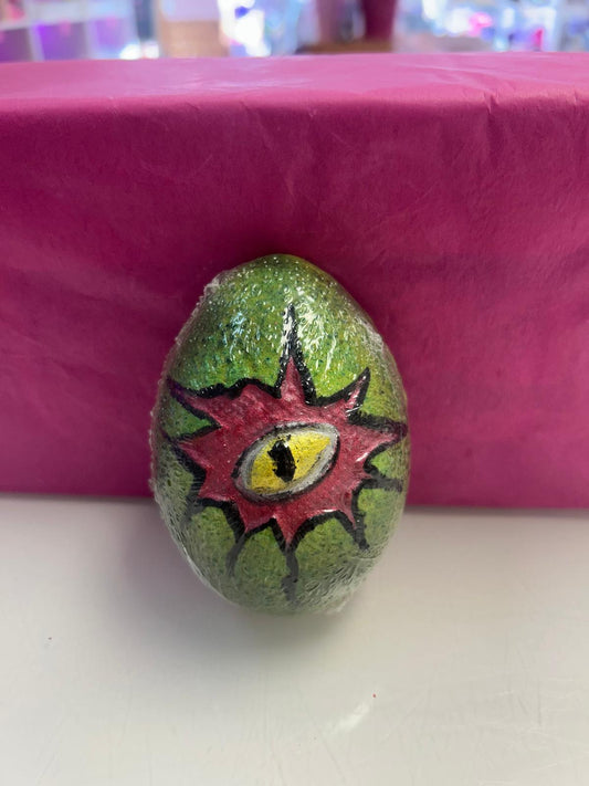 Dino egg bath bomb