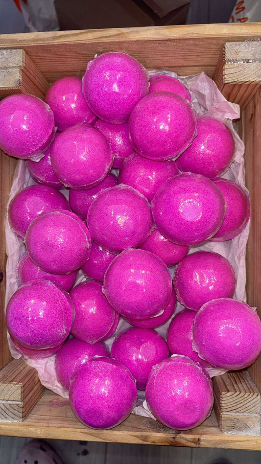 Small bath bombs
