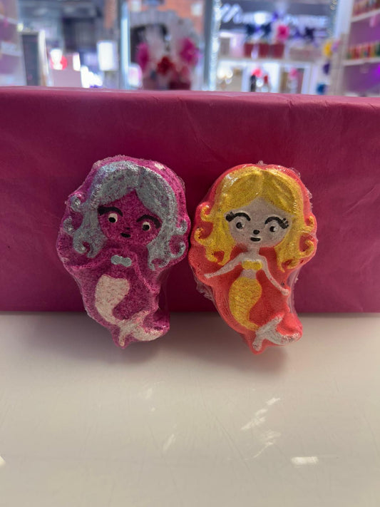 Mermaid bath bomb