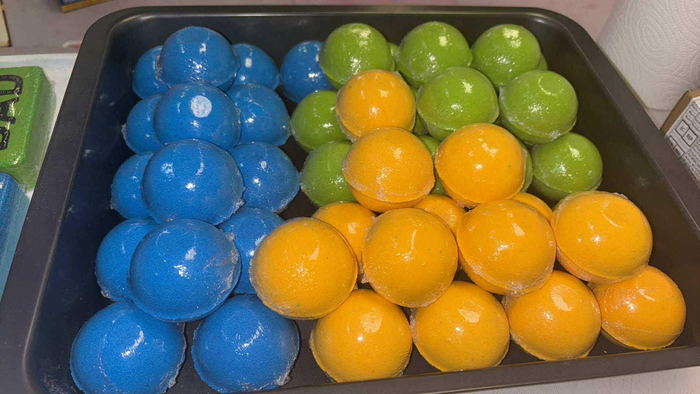Small bath bombs